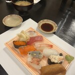 御食事処 大漁市場 - 