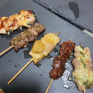 創業50年の老舗の串焼きを堪能！さがりや中落カルビ◎