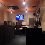 炭火焼肉 あもん - 店内の様子