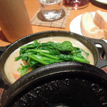 炭火焼肉 あもん - 牡蠣と菜の花のグラタン　ズームアップ