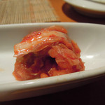 炭火焼肉 あもん - キムチ盛り合わせ　ズームアップ