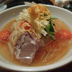 炭火焼肉 あもん - 冷麺　ズームアップ