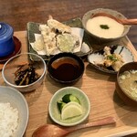 すず - 天麩羅麦とろ御膳