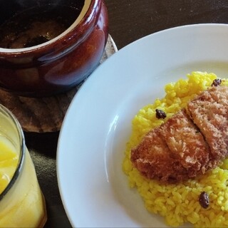 カレーハウス ヘンテ_0