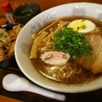 おおはし - ラーメン＋ミニ焼肉丼セット