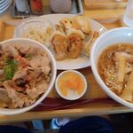 餃子ふじたた - 