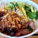 シクロ - 焼肉ビーフン