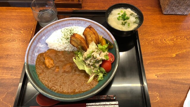 雪国ものづくり食堂 つきない &ndash; 会津若松のローカル食堂で季節の味を堪能