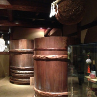 東京 芝 とうふ屋うかい - 譲ってもらったとおっしゃっていた酒樽