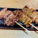 ファミリーマート - 料理写真:右から~ももタレ かわタレ みそ焼きチキン串
