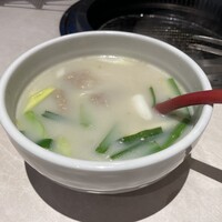 馬車道 de 焼肉 DOURAKU CORRIDA 北仲ブリック＆ホワイト店 - 