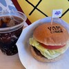 YAM BURGER - ホットチリバーガーにコーラです。