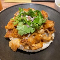 十勝ハーブ牛焼肉 MONMOM - 