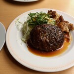 ジョイフル - 日替りランチ（ペッパーハンバーグ＆ひとくちチキンソテー）