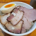 極汁美麺 umami - セルフ丼！