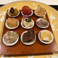 ワキヤ 一笑美茶樓 - 前菜