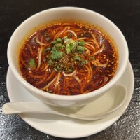 ワキヤ 一笑美茶樓 - 担々麺