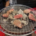 焼肉ホルモン 神田商店 - 