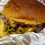 GATE CAMP BURGER - ダブルチーズバーガー