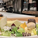 肉割烹 岡田前 - 