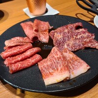 YAKINIKU BON'S - 