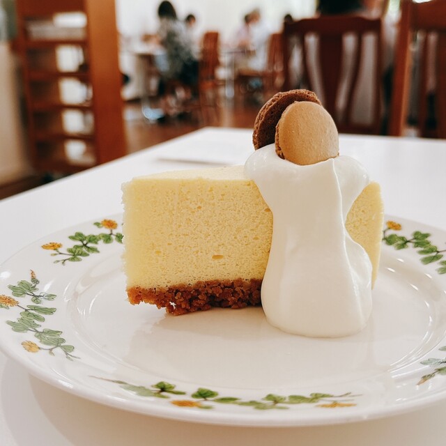 六花亭 西３条店（ロッカテイ） - 帯広（ケーキ）の写真