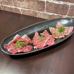 炭火焼肉 にく式 - 