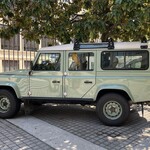 TORPEDO RESTAURANT & CAFE - LAND ROVER DEFENDERS 