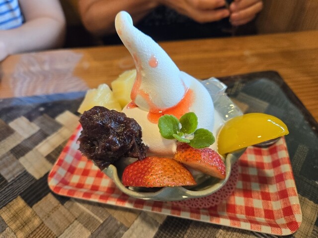 いちごカフェ - 境松/カフェ | 食べログ