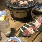 塩ホルモン712 大通り本店 - 