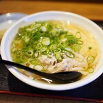 賞讃 - 料理写真:豚うどん（あつあつ）760円