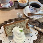 自家焙煎珈琲 Cafe Kubel - ケーキセット　730円