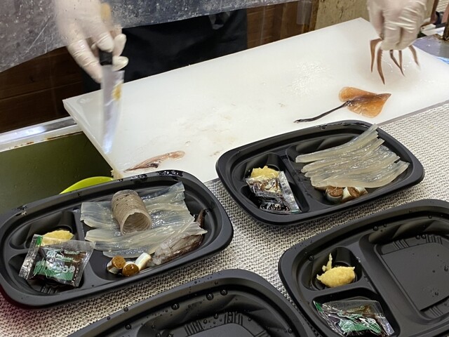 口コミ一覧 : 函館朝市 駅二市場 活いか釣り広場の写真