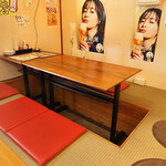 もつ焼エビちゃん - 足を伸ばしてゆったりできます。ご宴会にも◎