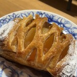 エピ・ド・ルージュ - 