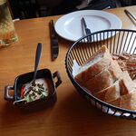 Zum Schwarzen Stern - パンとオバツダ