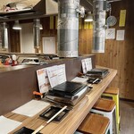 ホルモン焼肉 ハレノヒ - 店内。