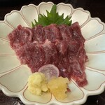 番屋ながさわ - 五戸産馬刺