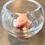 セリュー - 桃 ハイビスカス