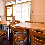 Rスリランカ+ - 友人、家族とゆったり過ごせる座席です。