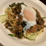 都来 - 汁なし担々麺