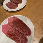 ビーフキッチン - シンシンとトモサンカク