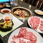 グルメリア但馬 - さて、ホルモンとソーセージ٩(>ω<*)و