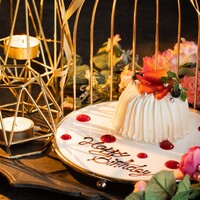 【ランチ★記念日ケーキ】選べるメイン×鳥籠ケーキなど9品全4皿
