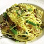 西洋厨房 ラ・ダム・ヒロ - さつまいもと菜の花のクリームパスタ