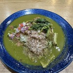 ジャパニーズ スパイス カリー ワッカ - 出汁グリーンカレー&旨すぎ無水チキン