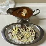 かれーの店 うどん  - 真夏のスリランカ　チーズ・スパイシーひき肉