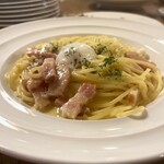 イタリアンレストラン ピッツェリア - 半熟卵のカルボナーラ