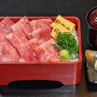 極上飛騨牛炙り重