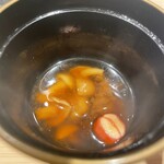 湘南沖地蟹専門店ふじ月 - 赤だし